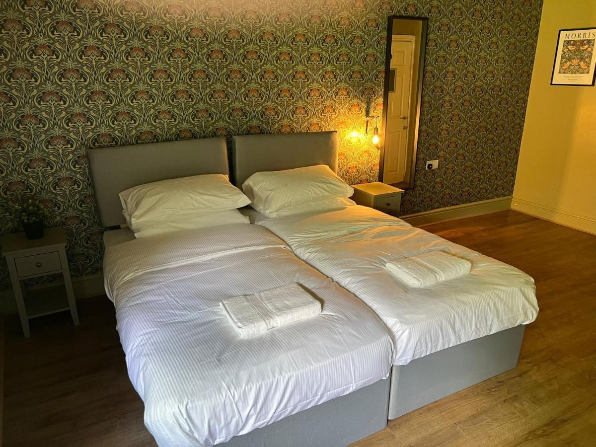 The Ring O'Bells Aparthotel Halifax Luaran gambar
